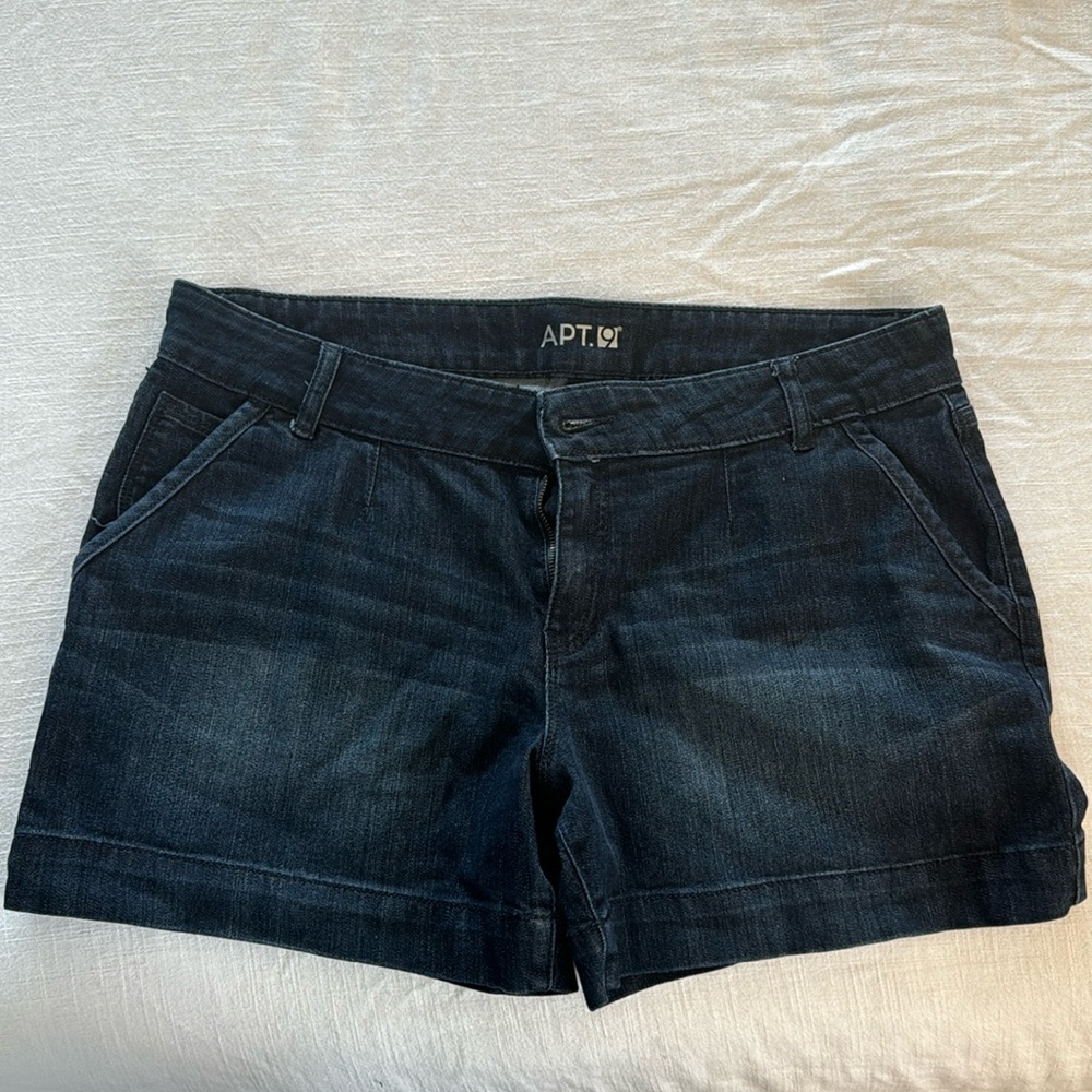 Apt 9 dark wash jean shorts